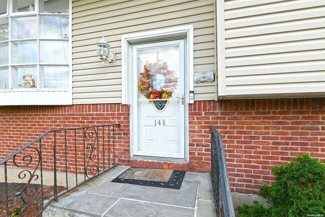 Building Photo - 149 Osceola Ave