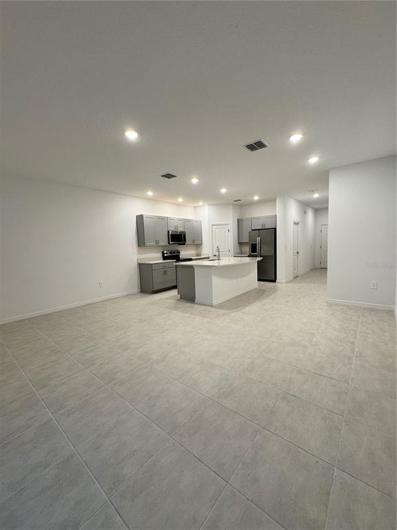 Foto del edificio - 1304 Drake Rdg Dr