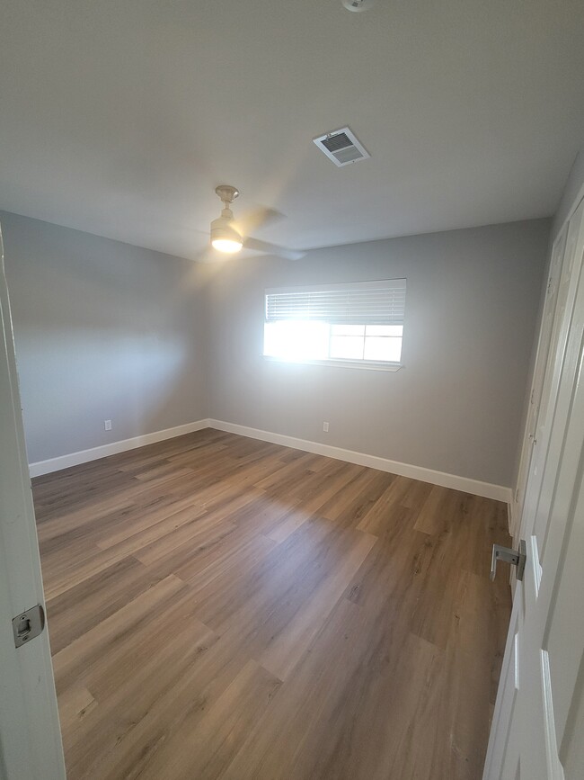 Bedroom 2 - 7826 Gladstone St