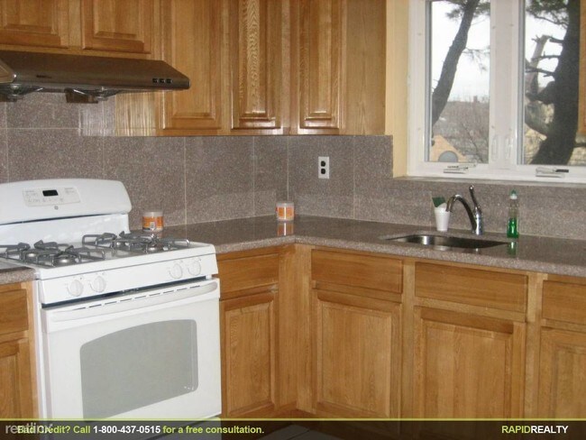 Building Photo - 1214 Desmond Ct