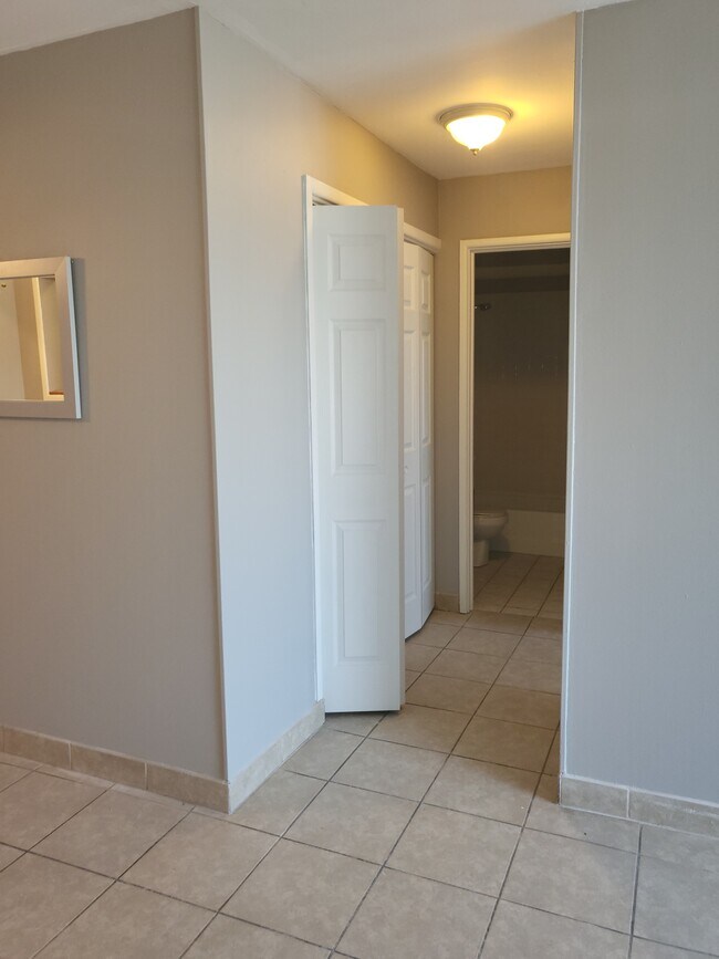 Foto del edificio - 1227 S Harlem Ave