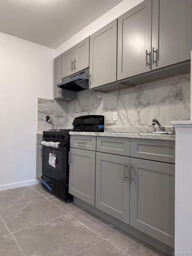 Foto del edificio - 81-05 149th Ave