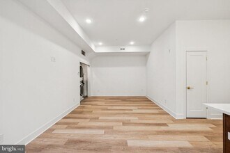 Building Photo - 5034 Florence Ave