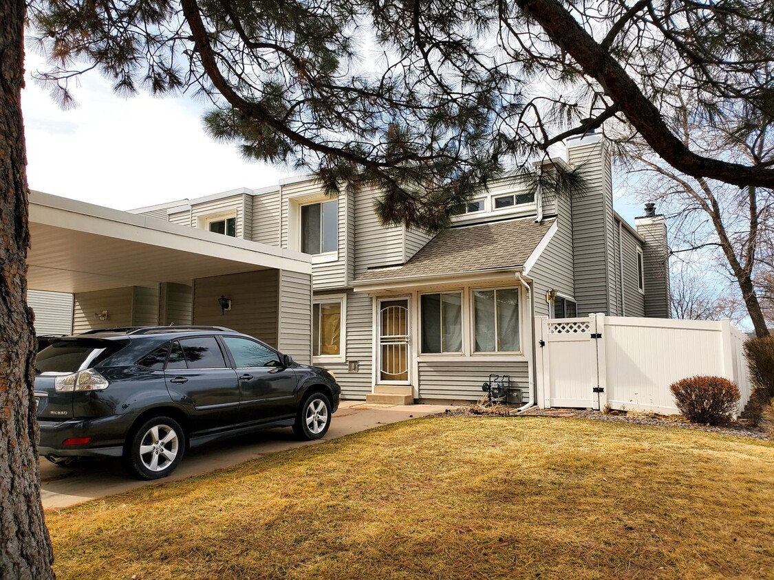 Foto principal - FANTASTIC 2 BEDROOM TOWNHOUSE IN THORNTON,...