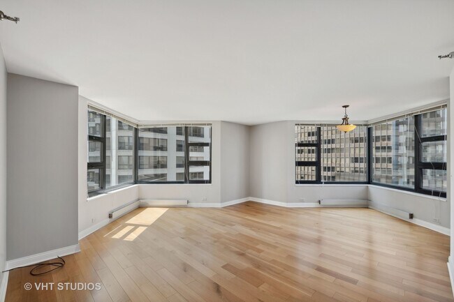 Foto del edificio - 401 E Ontario St