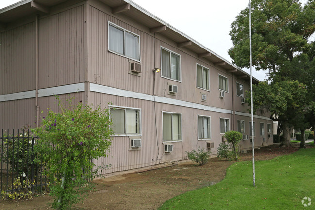 Building Photo - Park Villa Apartments