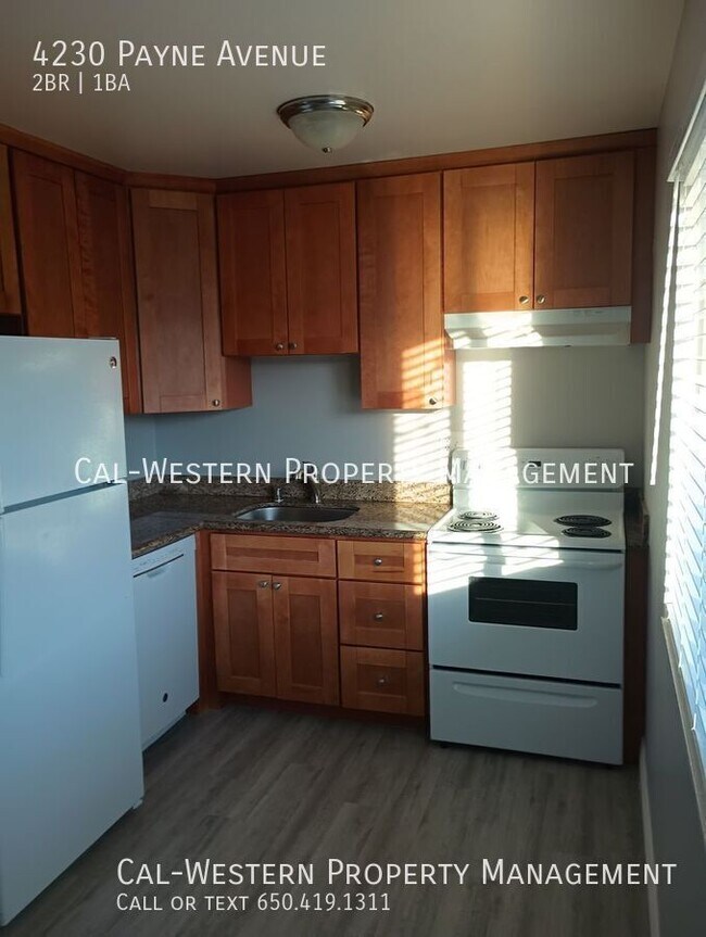 Foto del edificio - 4230 Payne Ave