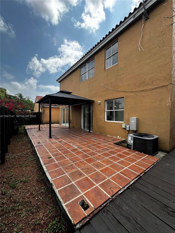 Foto del edificio - 8417 NW 1st Terrace