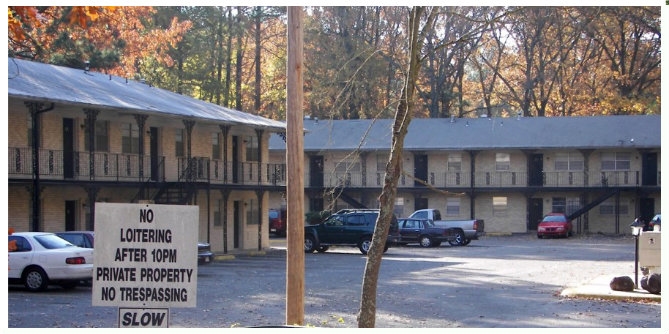 Primary Photo - Pine Plaza Apartments