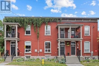 Building Photo - 134 Elm St