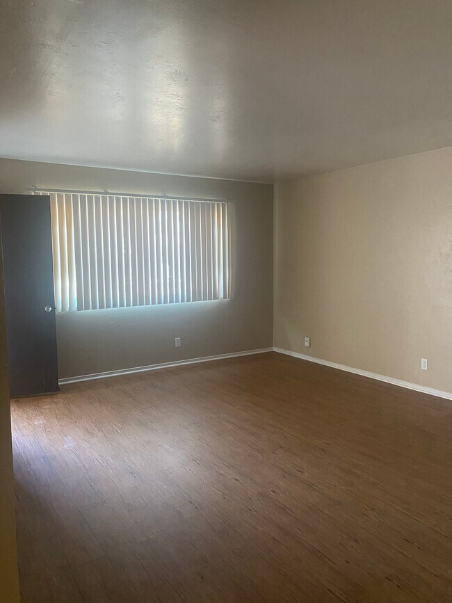 Foto del edificio - 834 W Rialto Ave