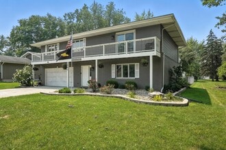Building Photo - 1651 Deer Valley Rd