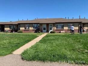 Building Photo - 7137 E 60th Way