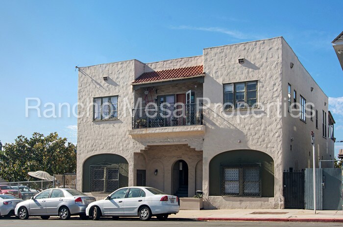 Primary Photo - 2052 4th Ave
