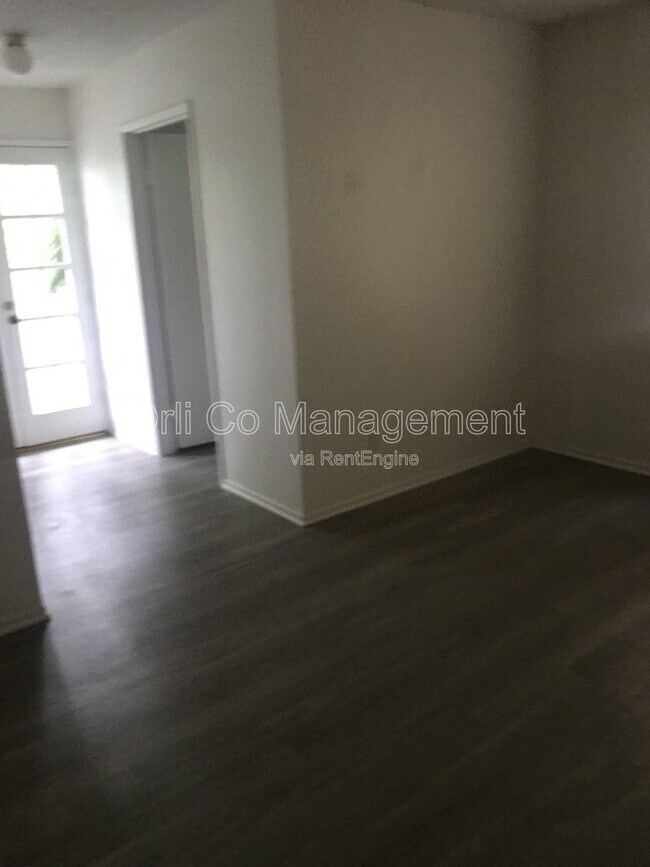 Foto del edificio - 14333 Haynes St