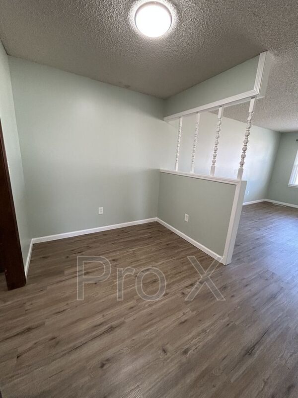 Foto del edificio - 801 N Rouse St