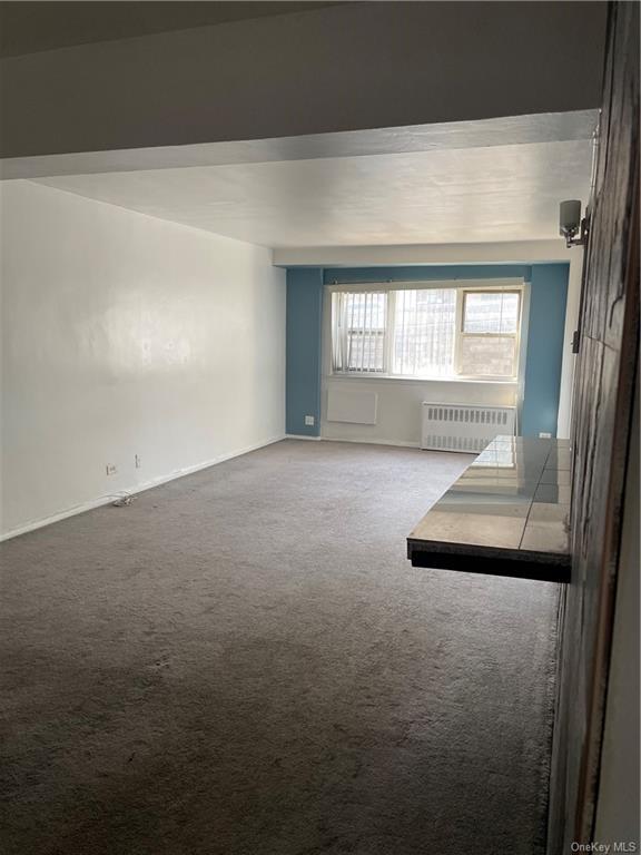 Foto del edificio - 3240 Riverdale Ave