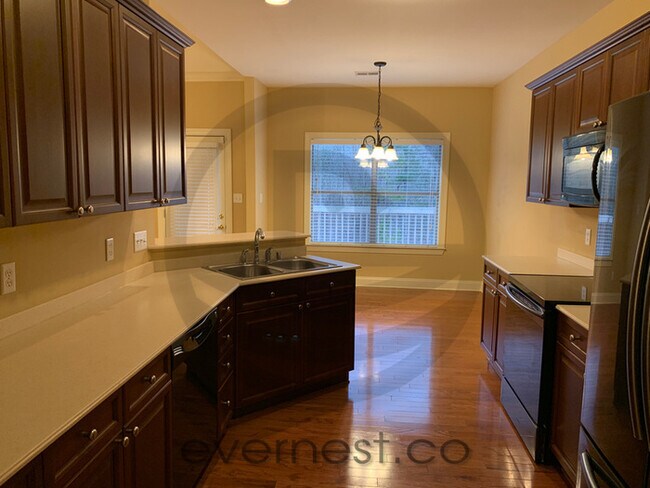 Building Photo - 4116 Old Cahaba Pkwy