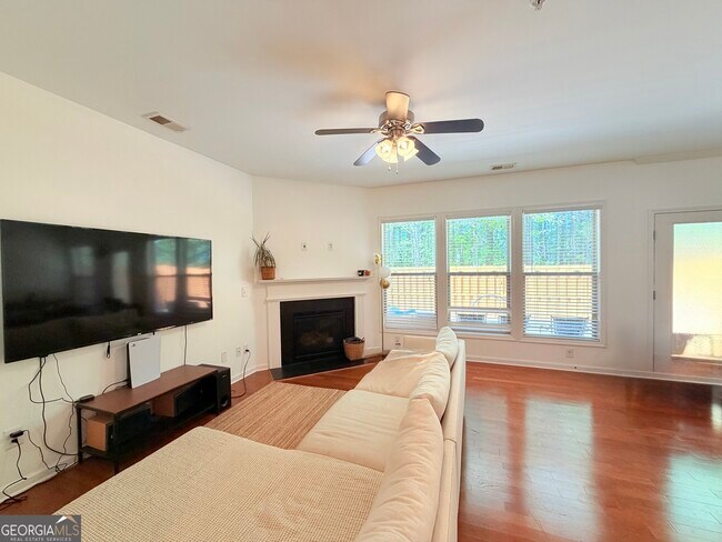Foto del edificio - 1798 Caswell Pkwy