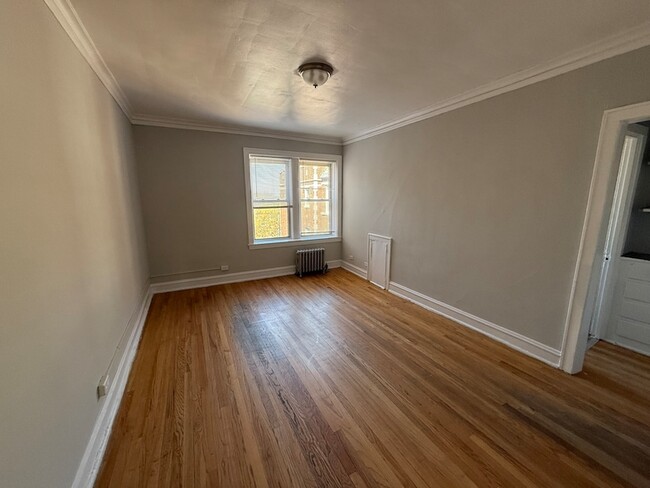 Foto del edificio - 2105 Grove Ave