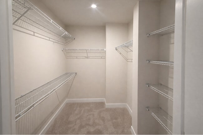 Foto del edificio - 214 Hunter Dr