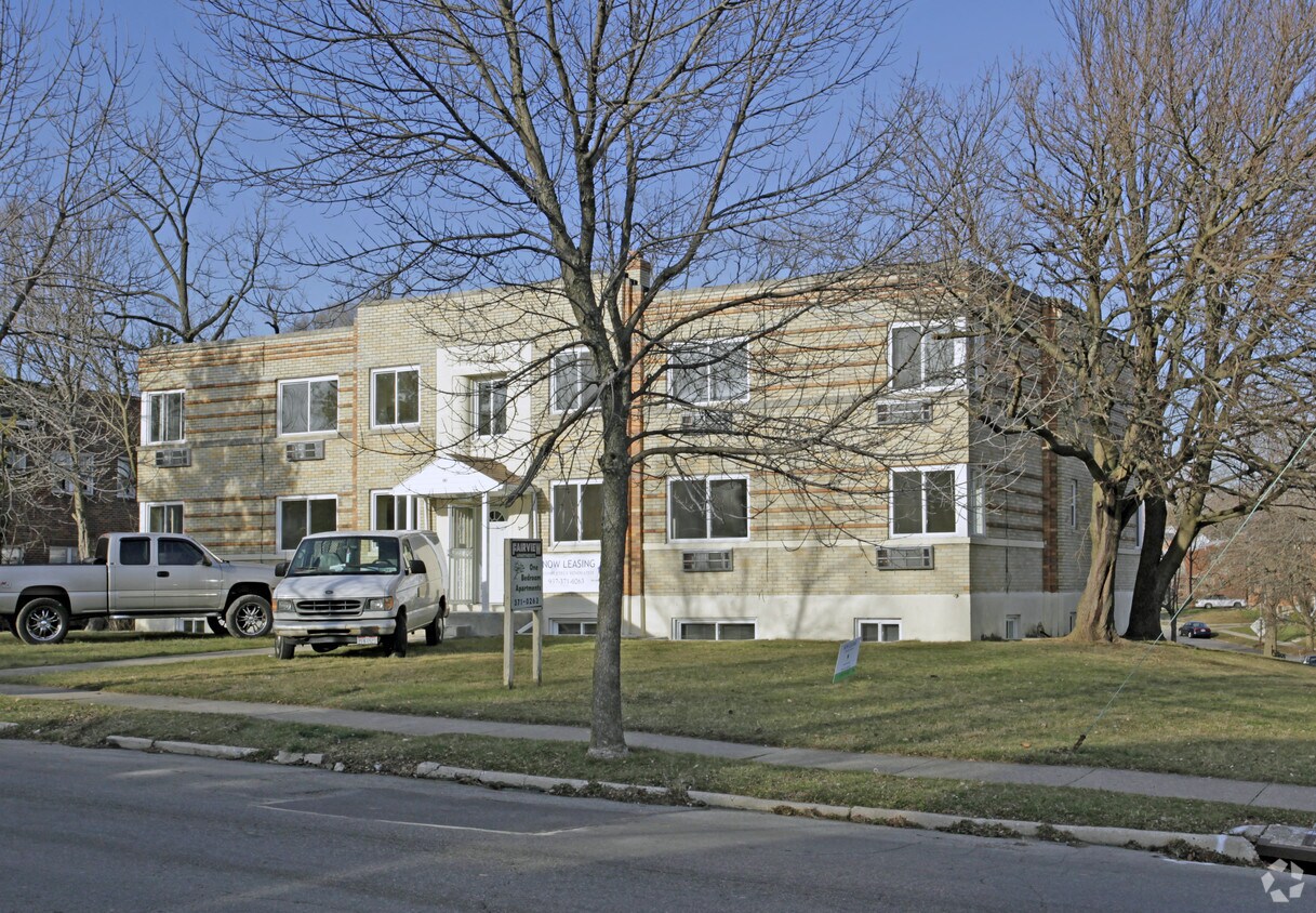 Primary Photo - 607 W Fairview Ave