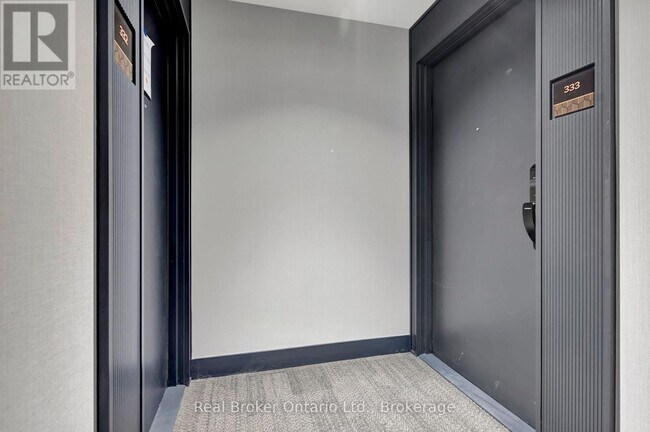 Photo du bâtiment - 405-405 Dundas St W