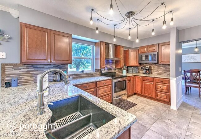 Foto del edificio - 4 br, 3 bath House - 14954 Sydney Road UNIT