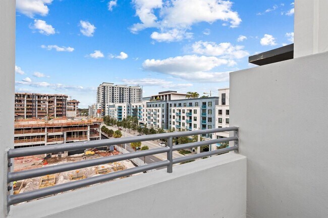 Foto del edificio - 445 N Andrews Ave