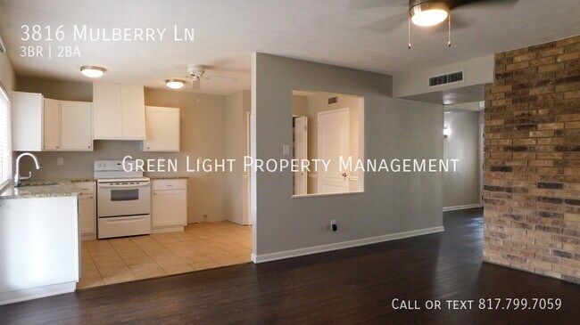 Foto del edificio - 3816 Mulberry Ln