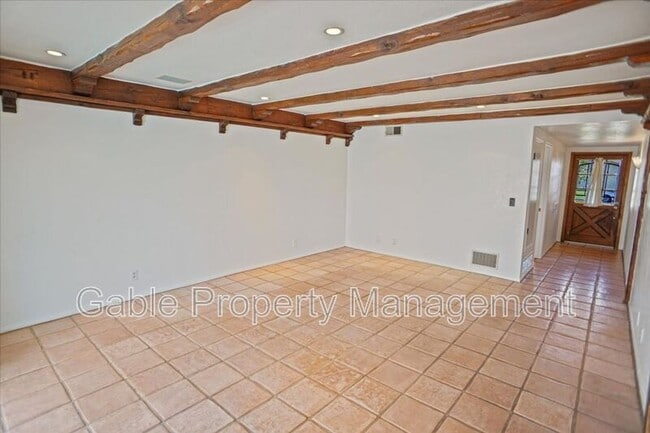 Building Photo - 28015 Glasser Ave