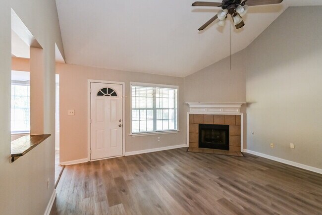 Building Photo - 7605 Caitlynn Cir S