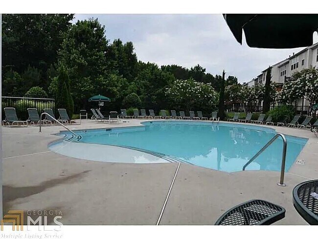 Foto del edificio - 1035 Prestwyck Ct