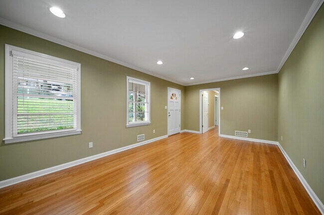 Foto del edificio - 253 Valley Ridge Dr