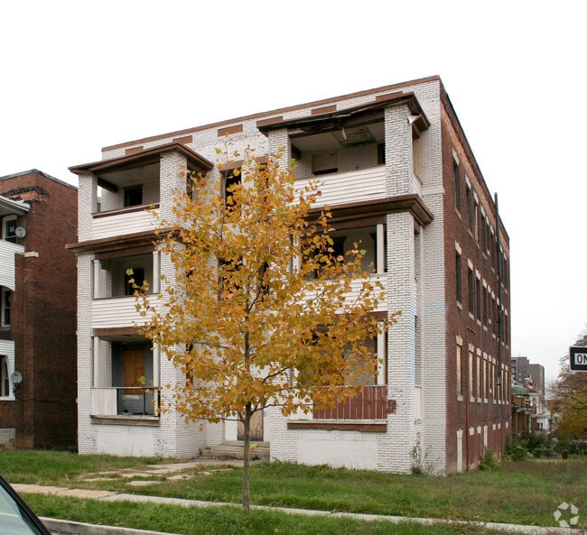 2517 Linden Ave, Baltimore, MD 21217 Apartments Baltimore, MD