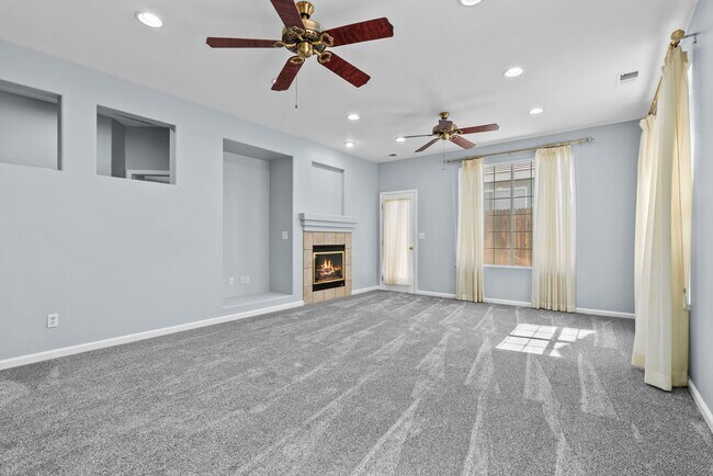 Foto del edificio - Damonte Ranch 3 bedroom charmer