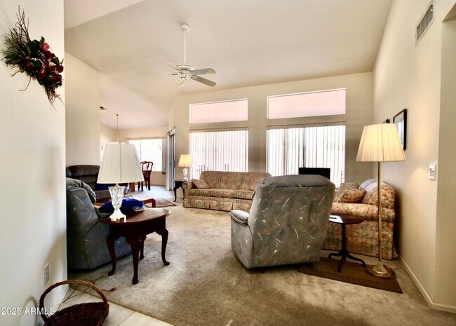 Foto del edificio - 6973 S Oakmont Dr