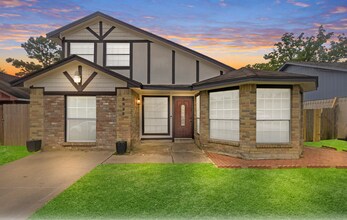Building Photo - 3823 Suttonford Dr