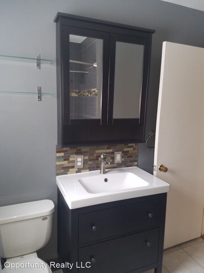 Foto del edificio - 3 br, 2 bath House - 1516 8th Ave NE