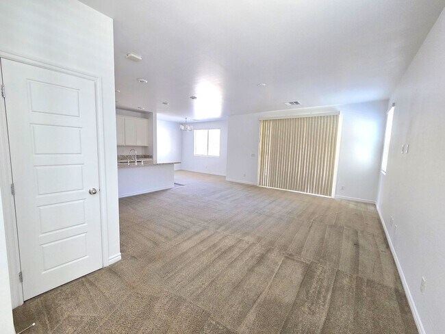 Building Photo - 2868 Amphion Ct