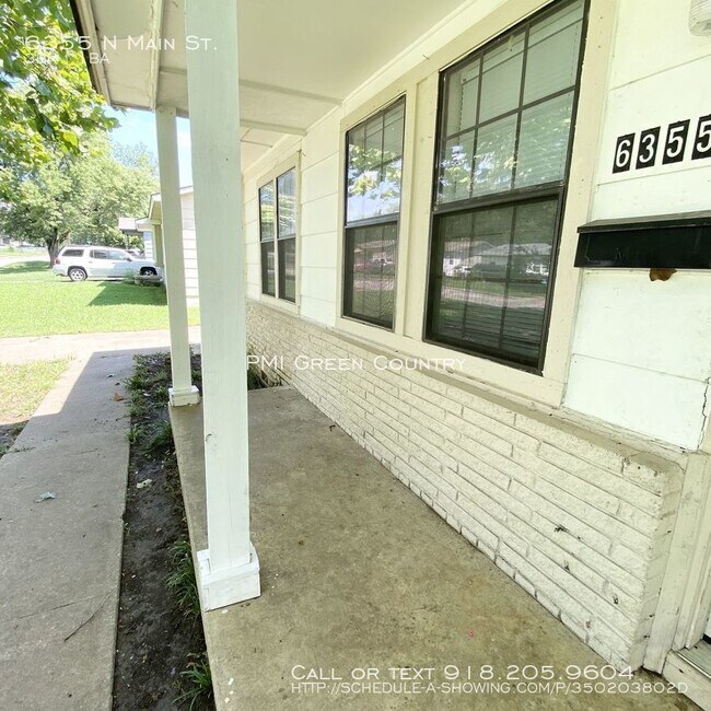 Building Photo - Section 8 Welcome
