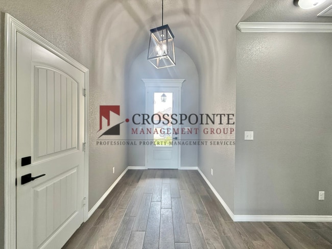 Building Photo - 3 Bedroom 2 Bathroom Home in Lindale!