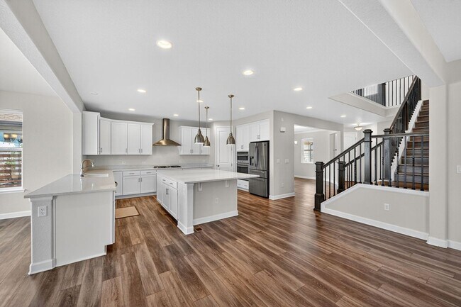 Foto del edificio - 590 Pikes View Dr