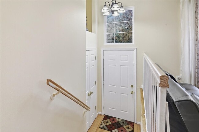 Building Photo - 203 Tallwood Ln