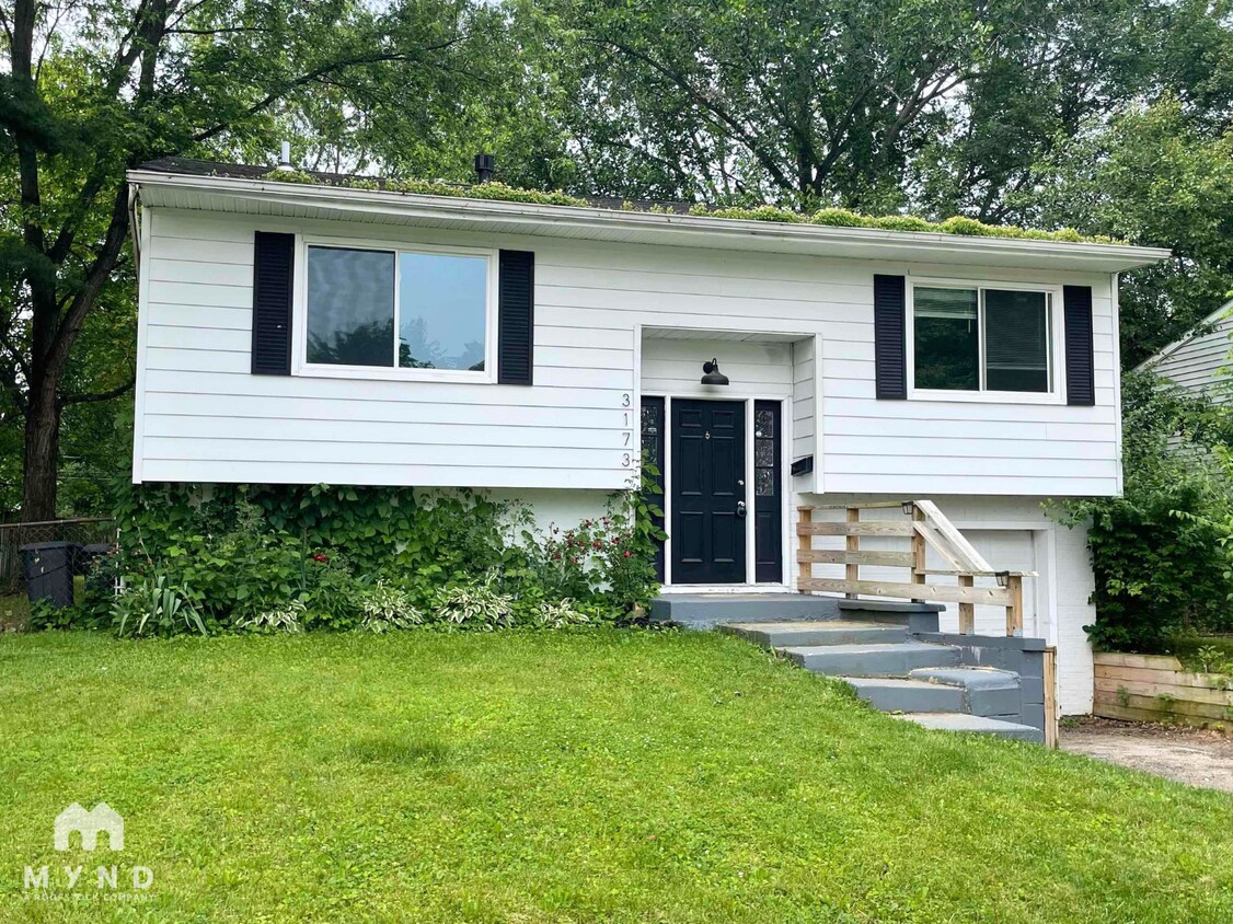 Foto principal - 3173 Latonia Rd