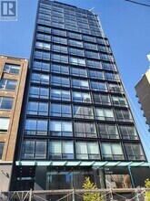 Building Photo - 458-458 Richmond St W