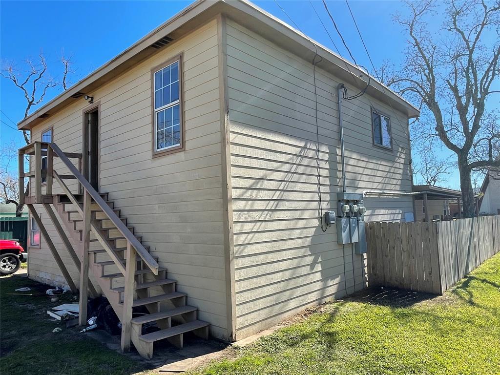 Foto principal - 918 W 5th St