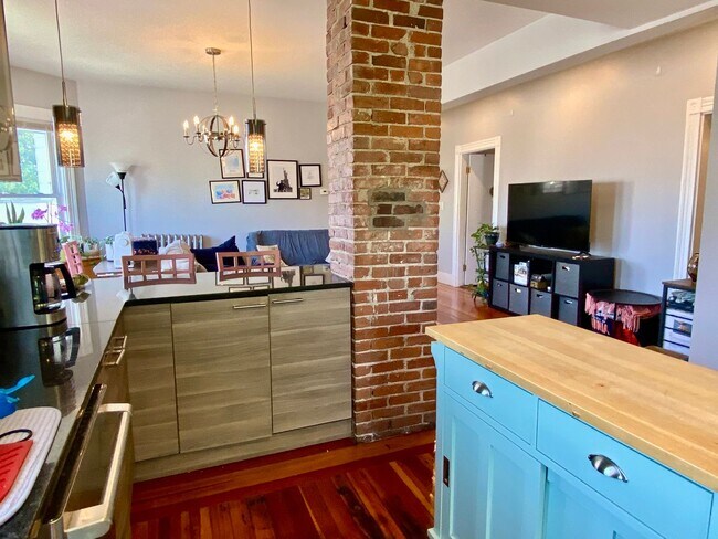 Foto del edificio - HOT BRIGHTON LISTING!!!!