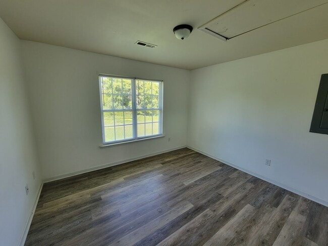 Foto del edificio - 3 Bedroom 2 Bathroom House