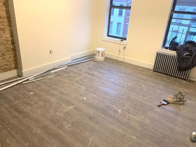 Building Photo - 2351 Pacific St